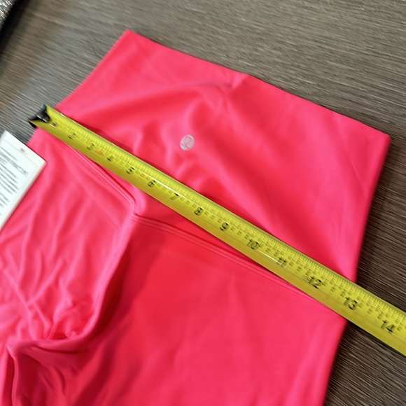 Lululemon Align High-Rise Short 6" Lip Gloss NWT SIZE 6 shorts 💄 - Picture 4 of 6